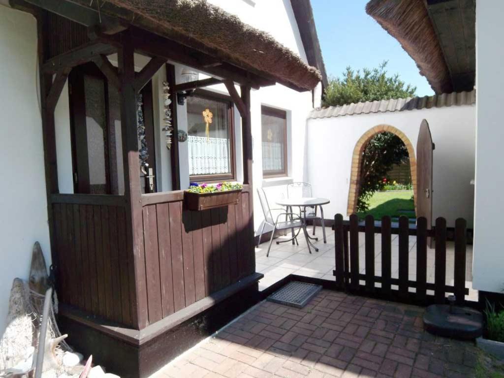 Koje Im Reethus Appartement Prerow Buitenkant foto